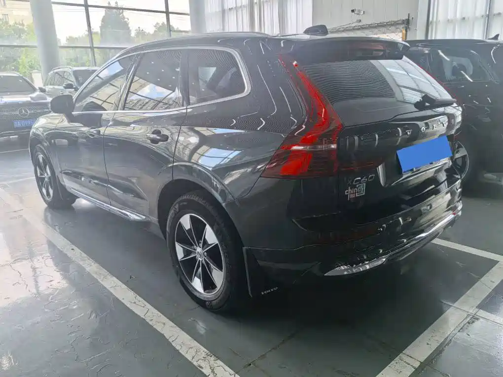 Photo 15 - Volvo XC60