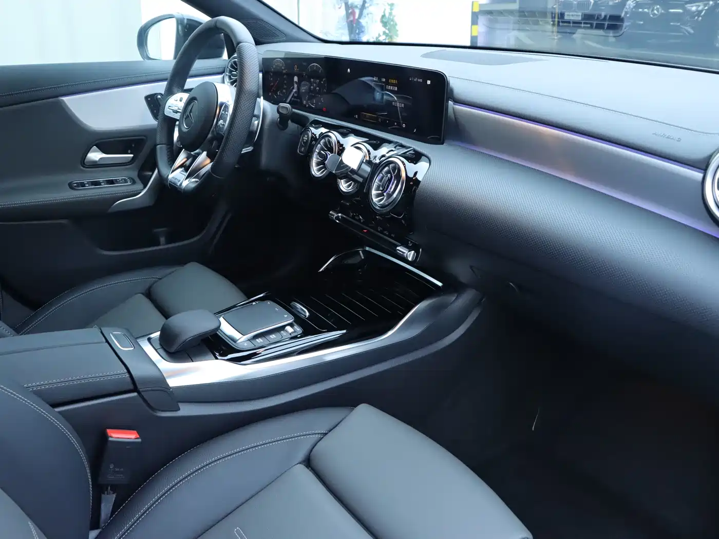 MERCEDES-BENZ CLA AMG