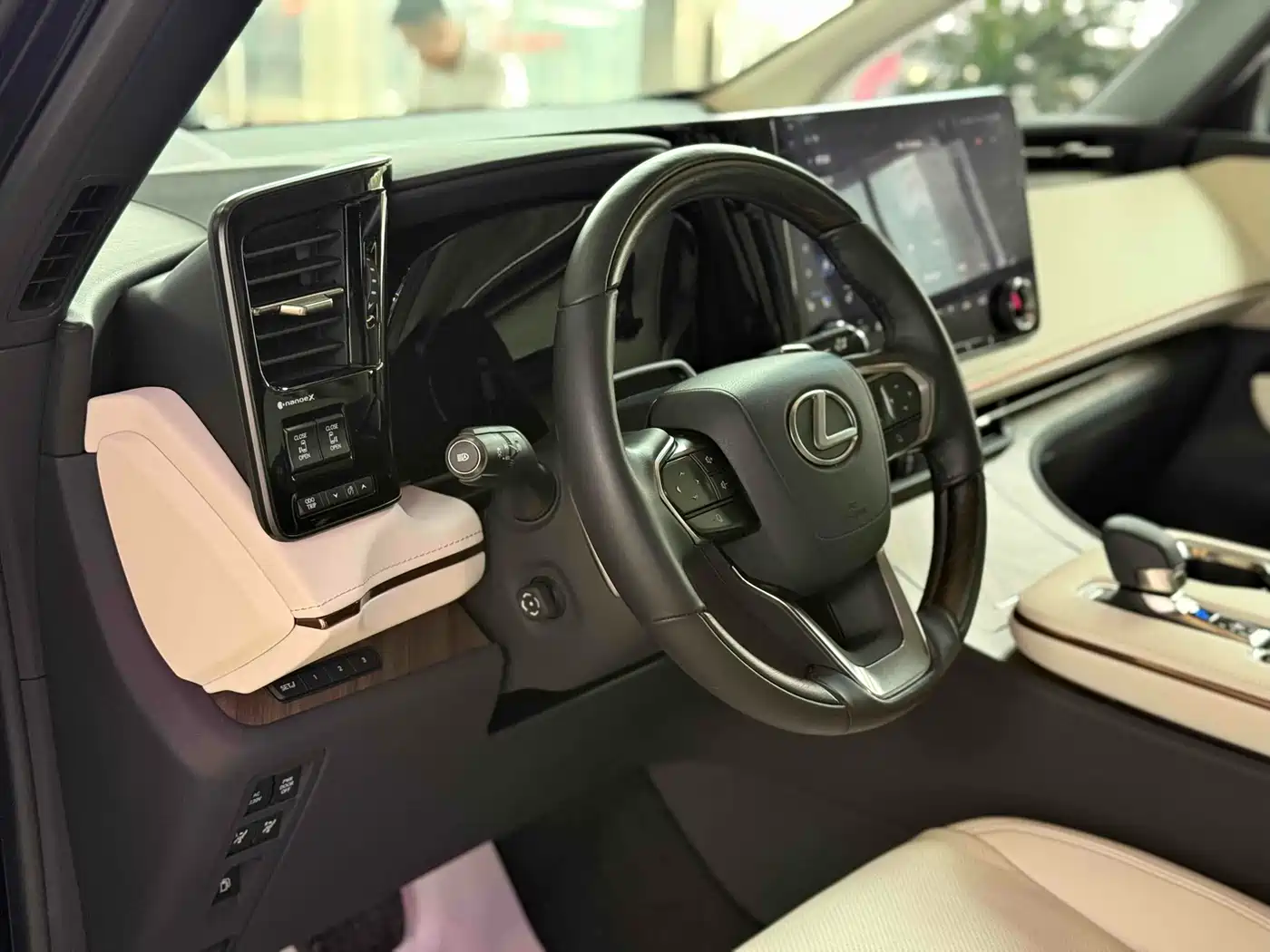 Lexus LM 2024 2023 350h 7-Seater Elegance Edition