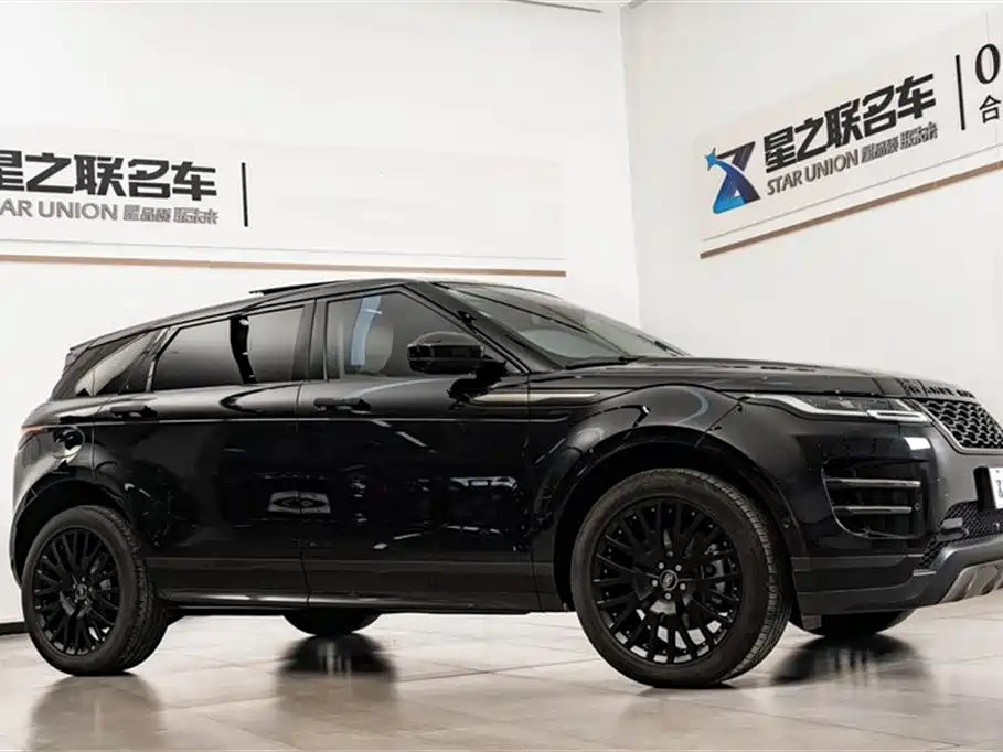 Land Rover Range Rover Evoque 2023 Range Rover Evoque L 249PS Premium Luxury Edition фото 6