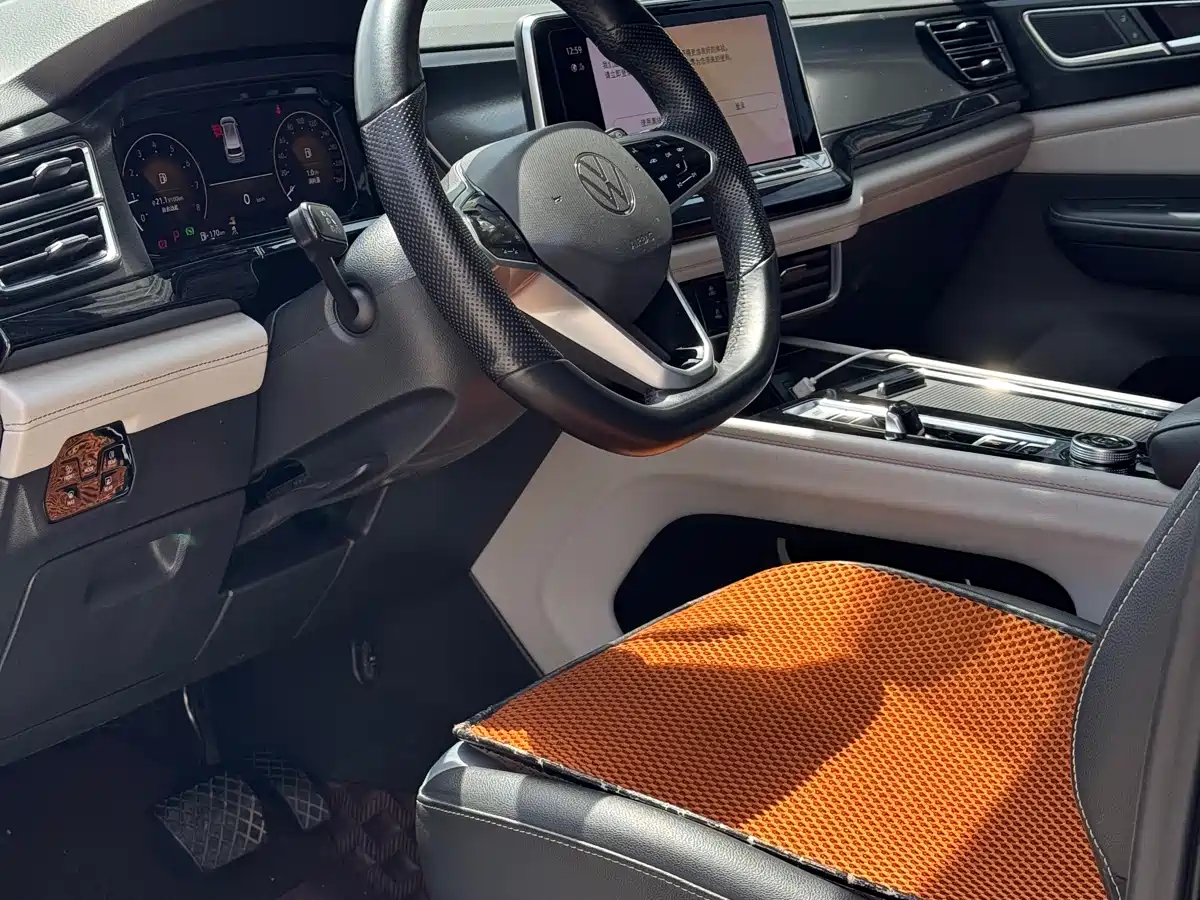 Volkswagen Teramont 2022 380TSI 4MOTION Luxury фото 4