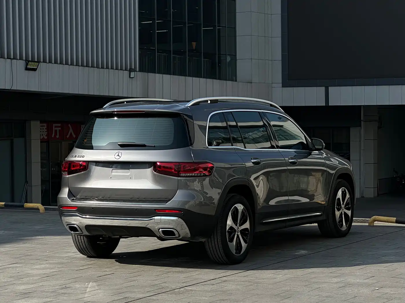 Mercedes-Benz GLB 2023 GLB 220 Dynamic фото 3