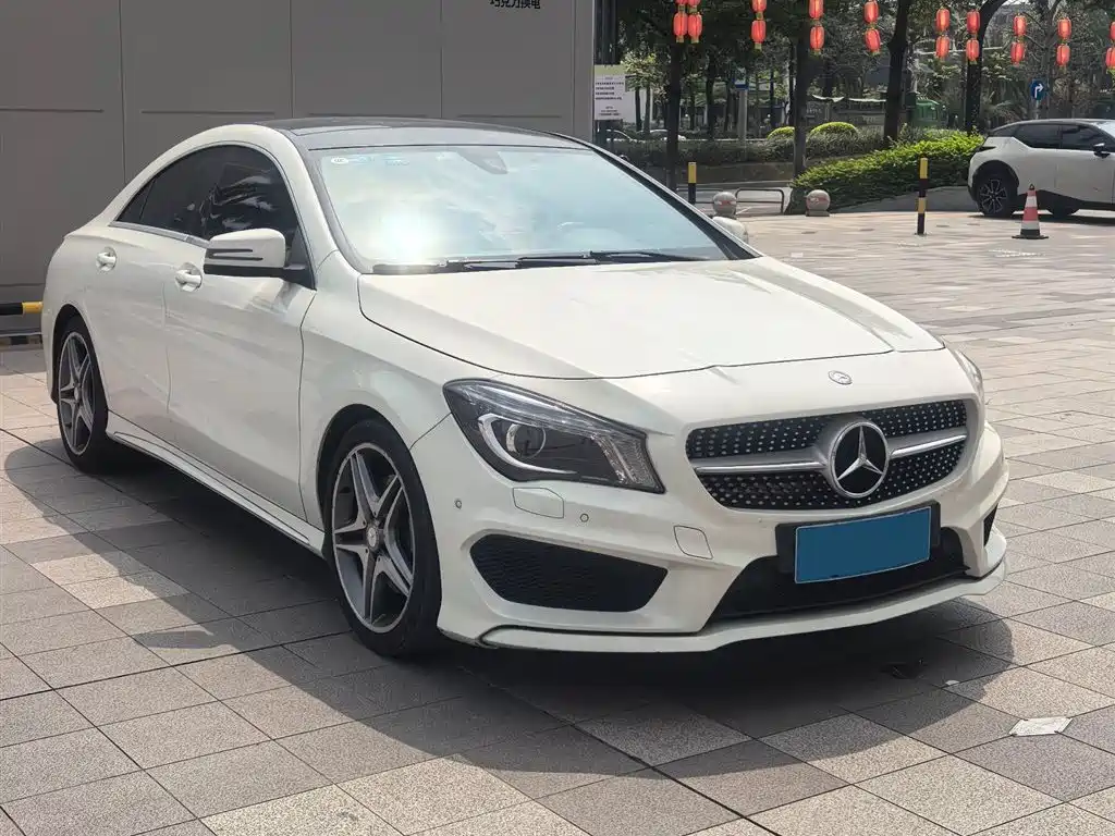 Mercedes-Benz CLA (Import) 2015 CLA 220 4MATIC фото 3
