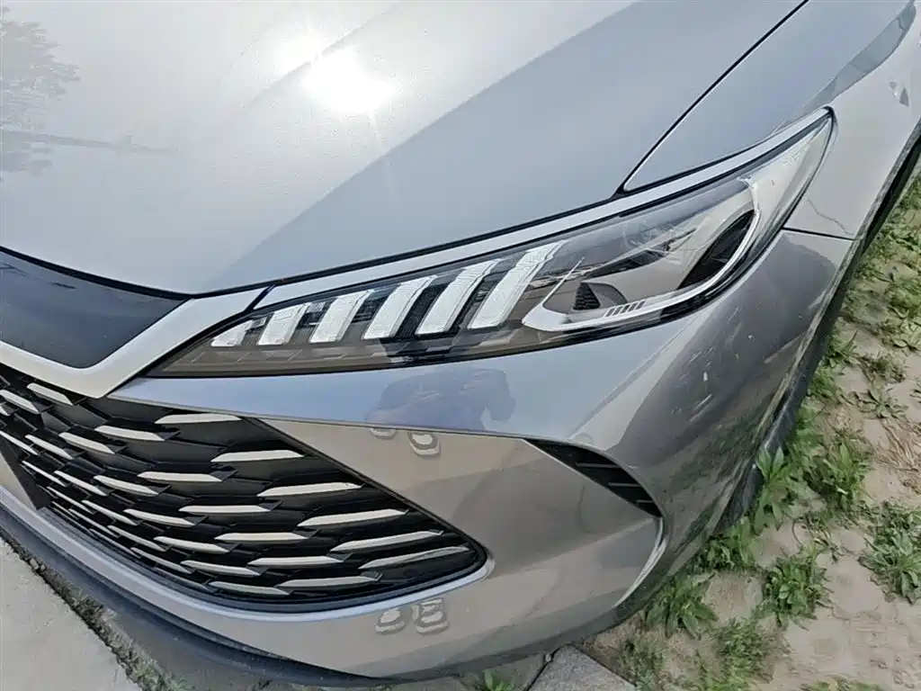 BYD Qin PLUS 2026 DM-i Smart Edition 128KM Progressive фото 18