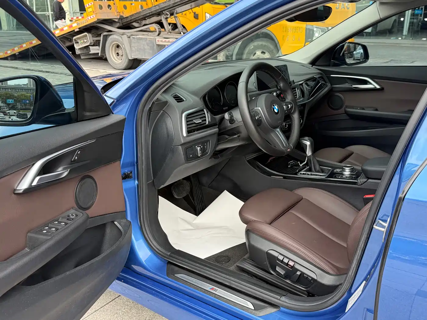 BMW 1 Series 2019 120i Leading M Sport Package фото 14