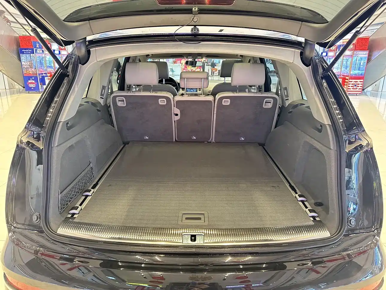 Фото 19 - Audi Q7