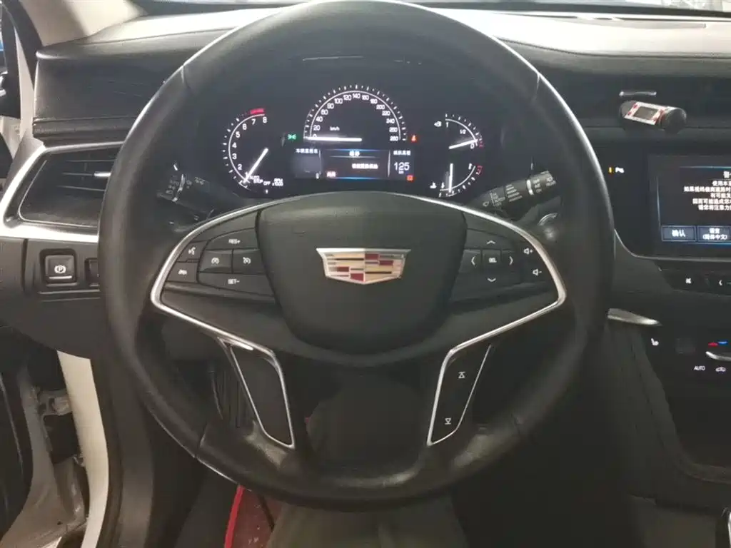 Cadillac XT5 2017 Anniversary Edition 25T Luxury фото 11