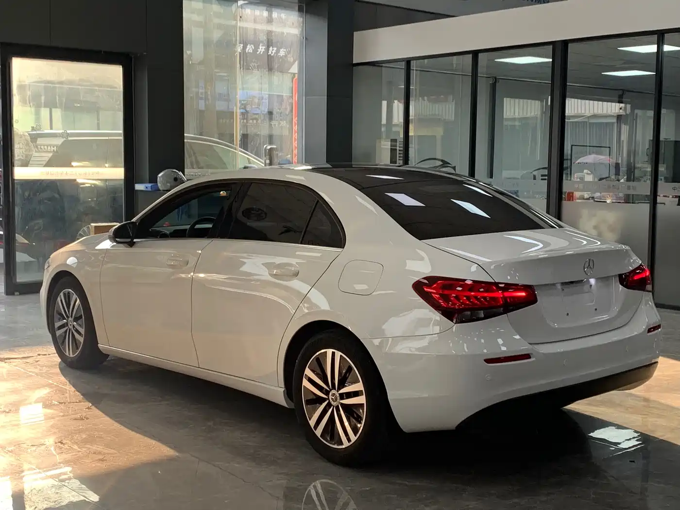 Mercedes-Benz A-Class, миниатюра 14