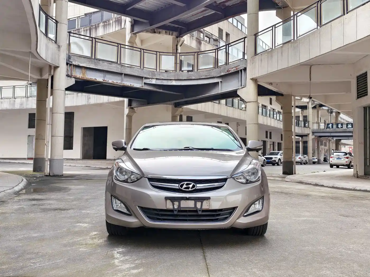 Hyundai Langdong 2015 1.6L Auto Premium фото 2
