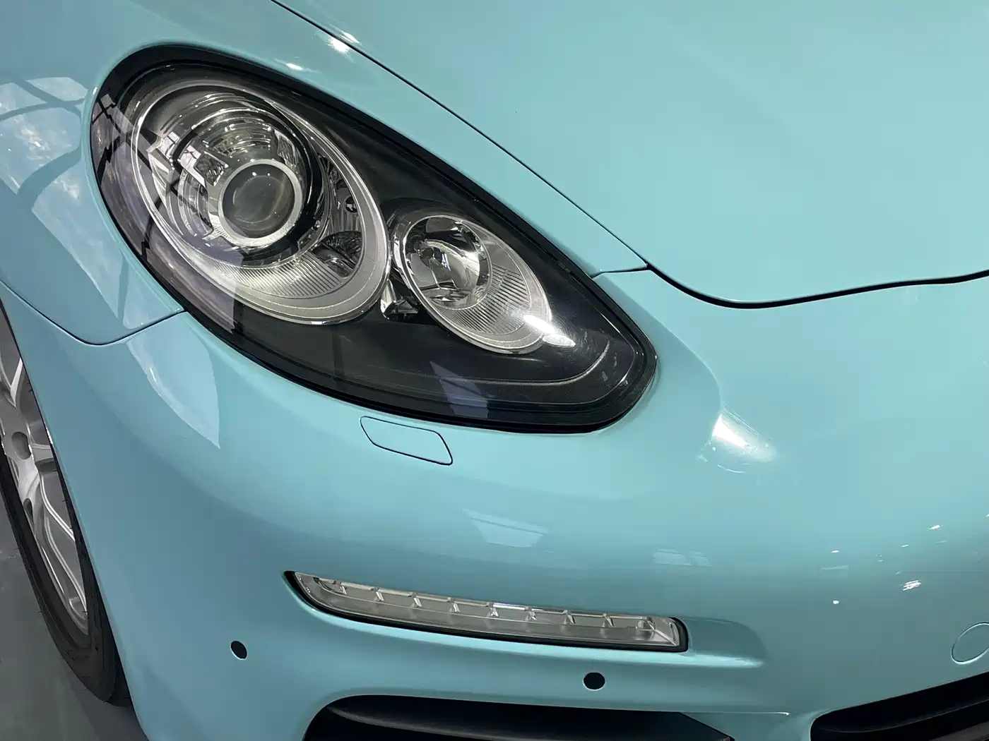Porsche Panamera 2014 Panamera 4 3.0T фото 25