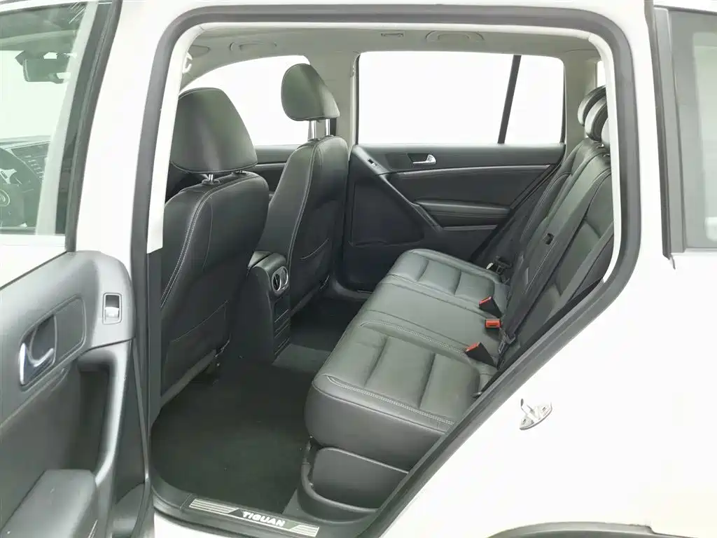Volkswagen Tiguan 2016 Model 300TSI Automatic 4WD Luxury Edition фото 15