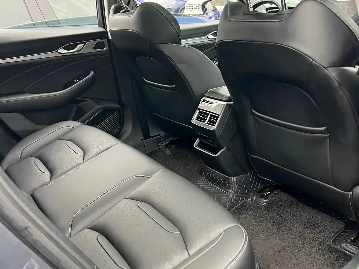 GEELY AUTOMOBILE XINGRUI