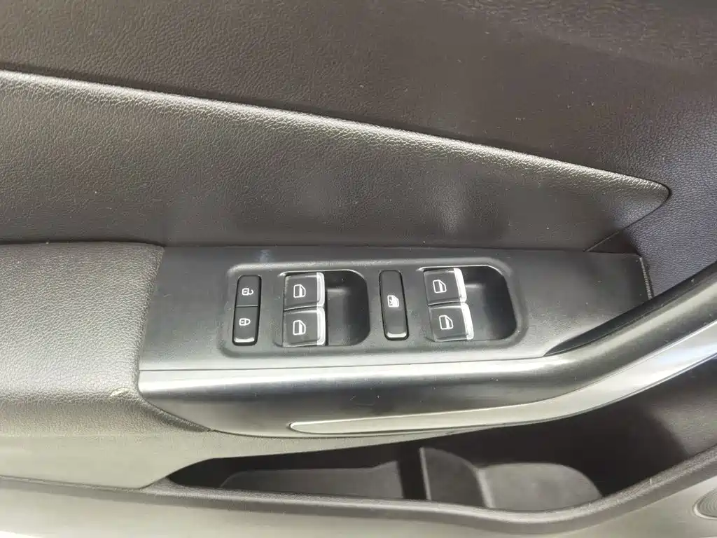 Chery Arrizo 5 2016 2016 1.5L Manual Trend Leader