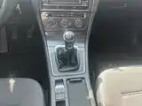 Фото 10 - Volkswagen Golf
