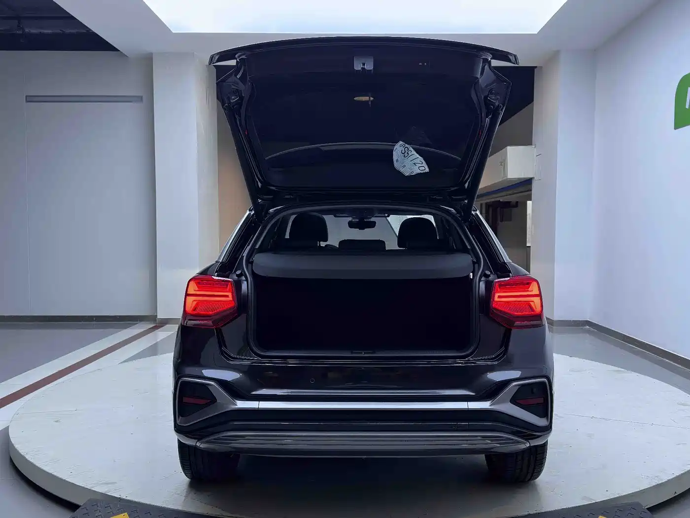 Audi Q2L e-tron 2023 2022 Q2L e-tron Pure Electric Intelligent
