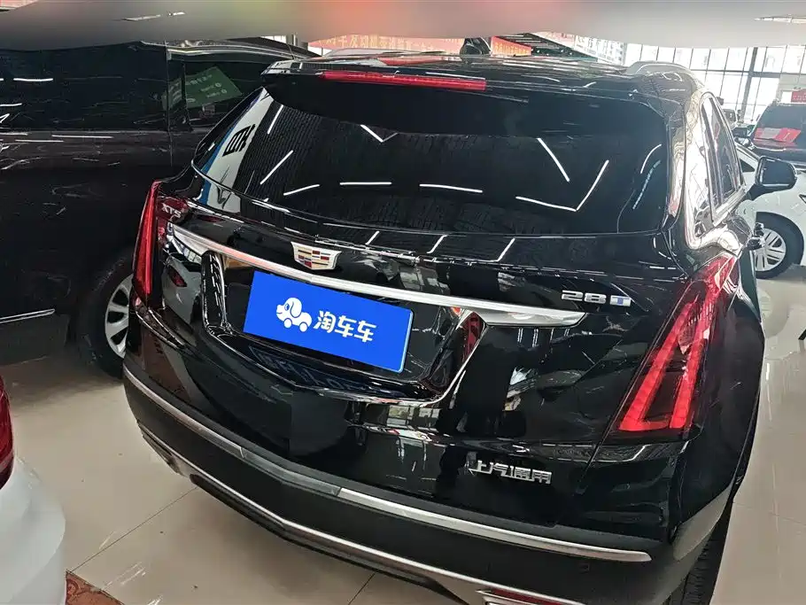 Cadillac XT5 2023 2.0T 2WD Fashion Edition фото 3