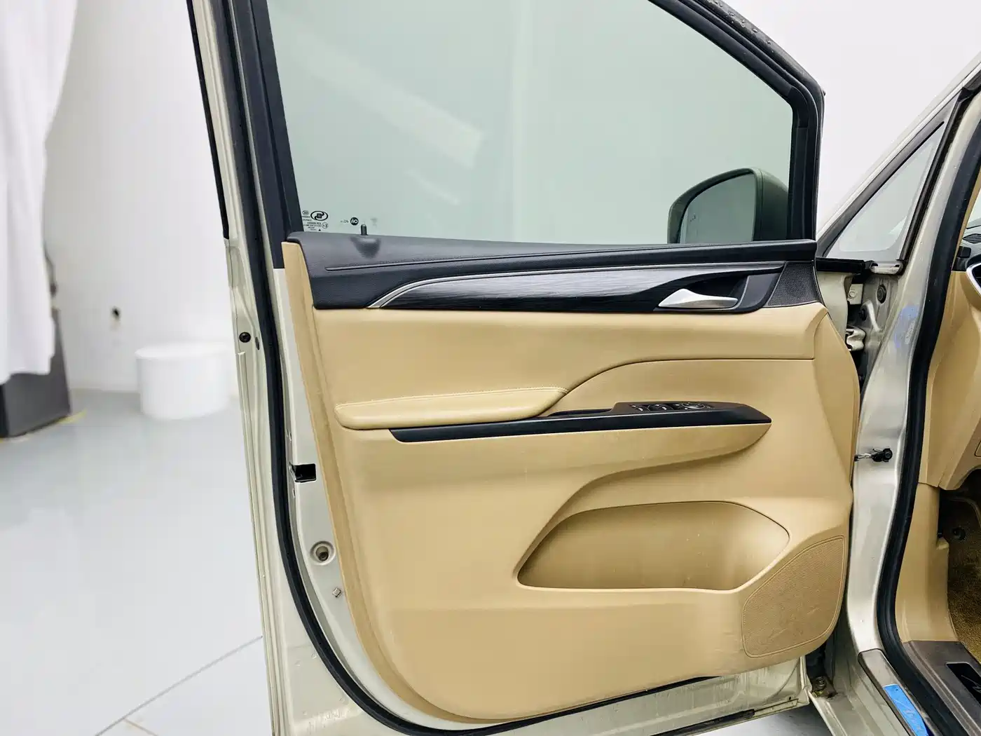 BUICK GL8