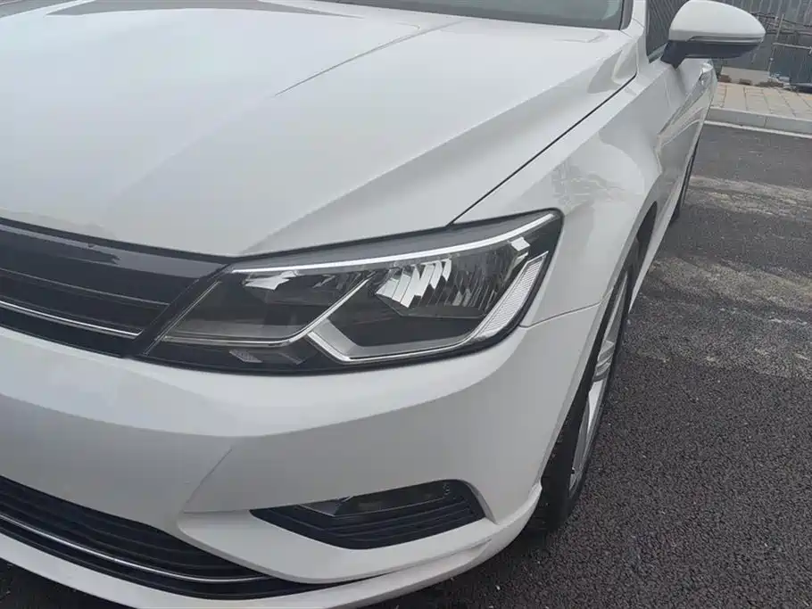 Volkswagen Lamando 2017 280TSI DSG Comfort Edition фото 5