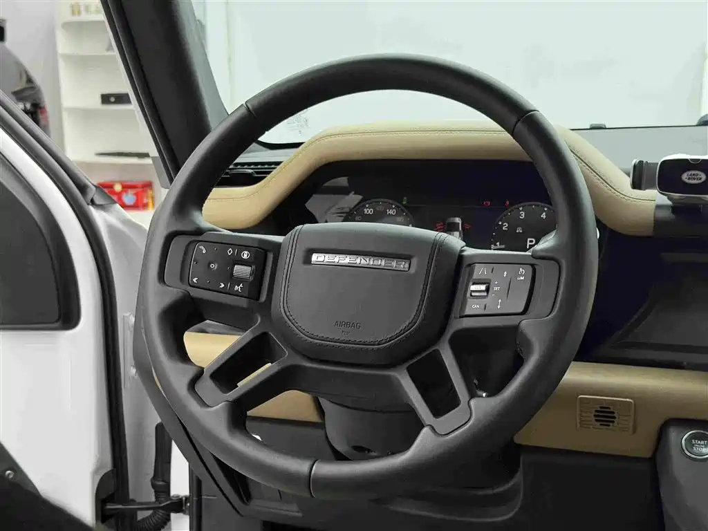 Land Rover Defender 2026 2025 110 3.0T P400 Dark Special Edition