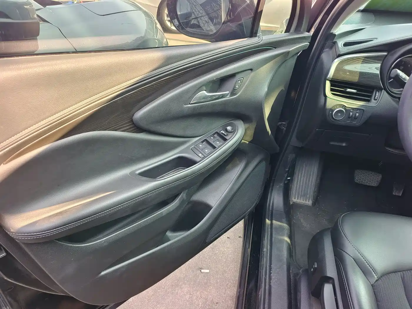 Buick Envision Plus 2021 532T FWD Leading Trim фото 10