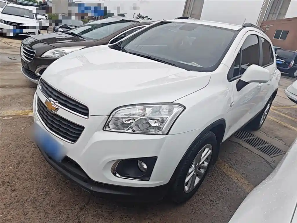 Chevrolet Trax 2016 1.4T Automatic 2WD Comfort Sunroof Edition фото 2