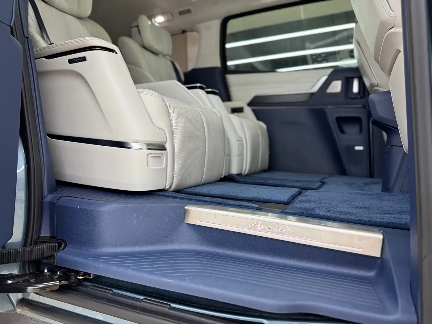 Buick Century 2023 2023 2.0T 7-Seater World Edition