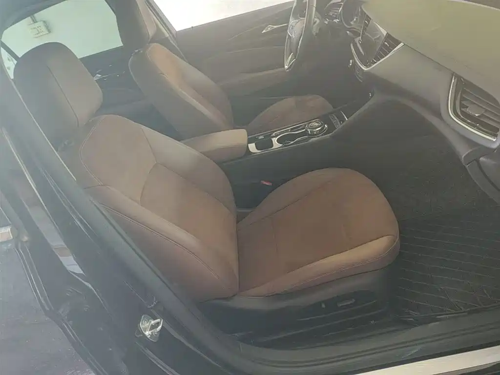 Buick Regal 2024 Model 28T Premium фото 25