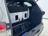 Фото 22 - Toyota Granvia