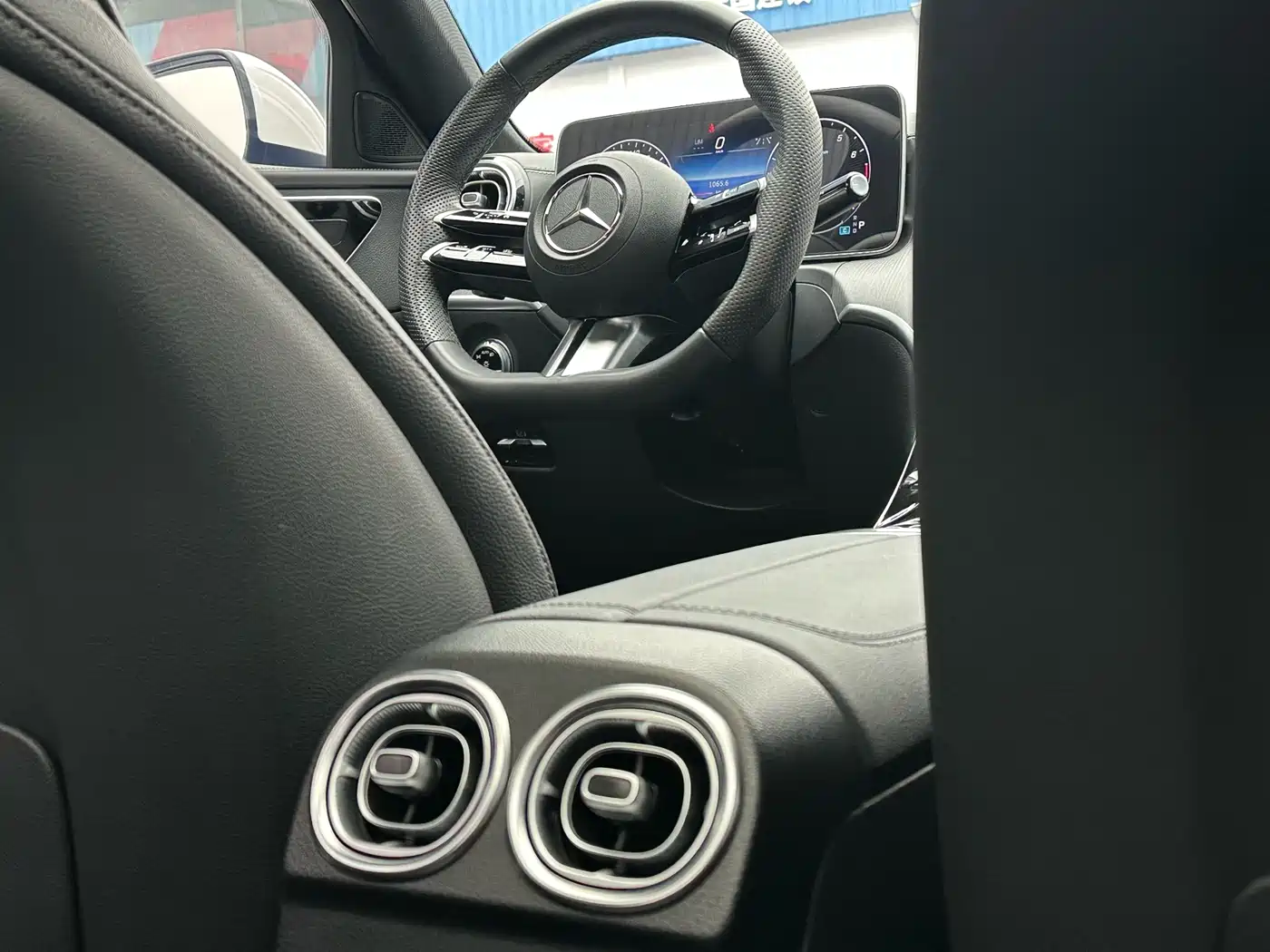 Mercedes-Benz C-Class 2024 C 260 L Sport фото 15
