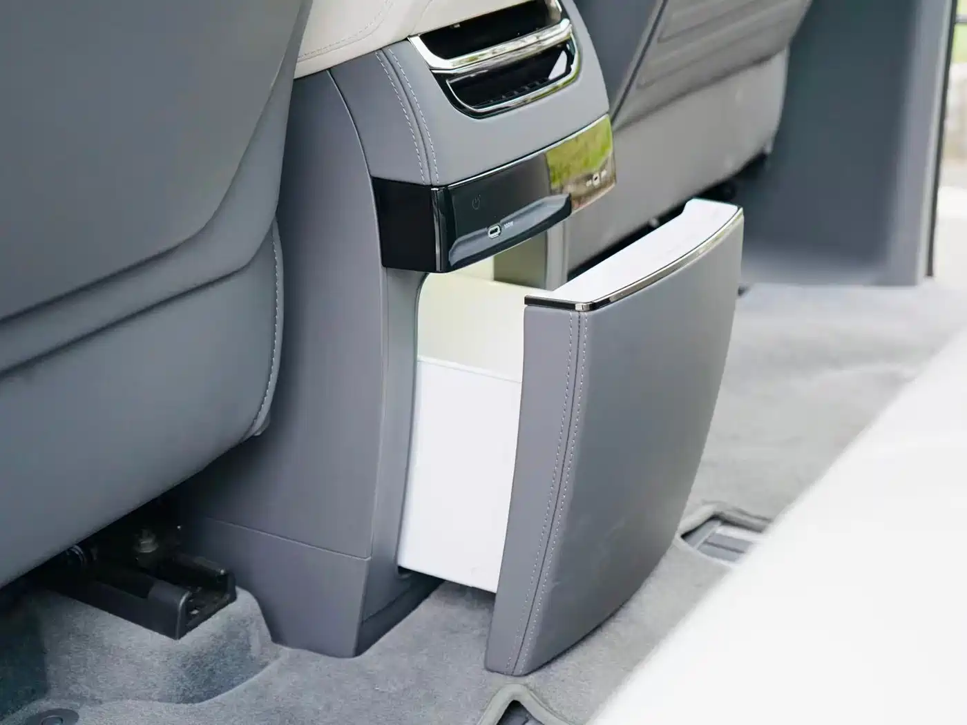 ZEEKR EXTREME KRYPTON 009