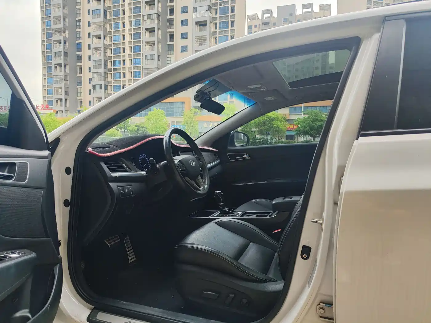 HYUNDAI NAME PICTURE