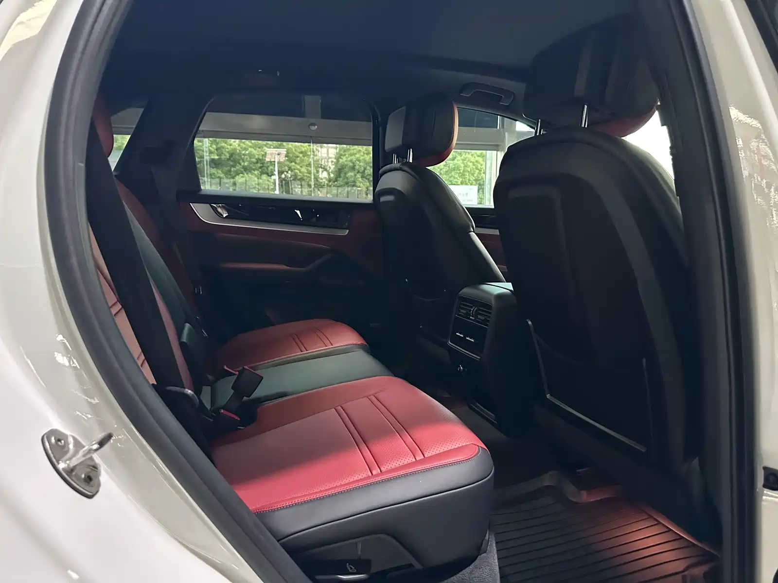 Фото 9 - Porsche Cayenne