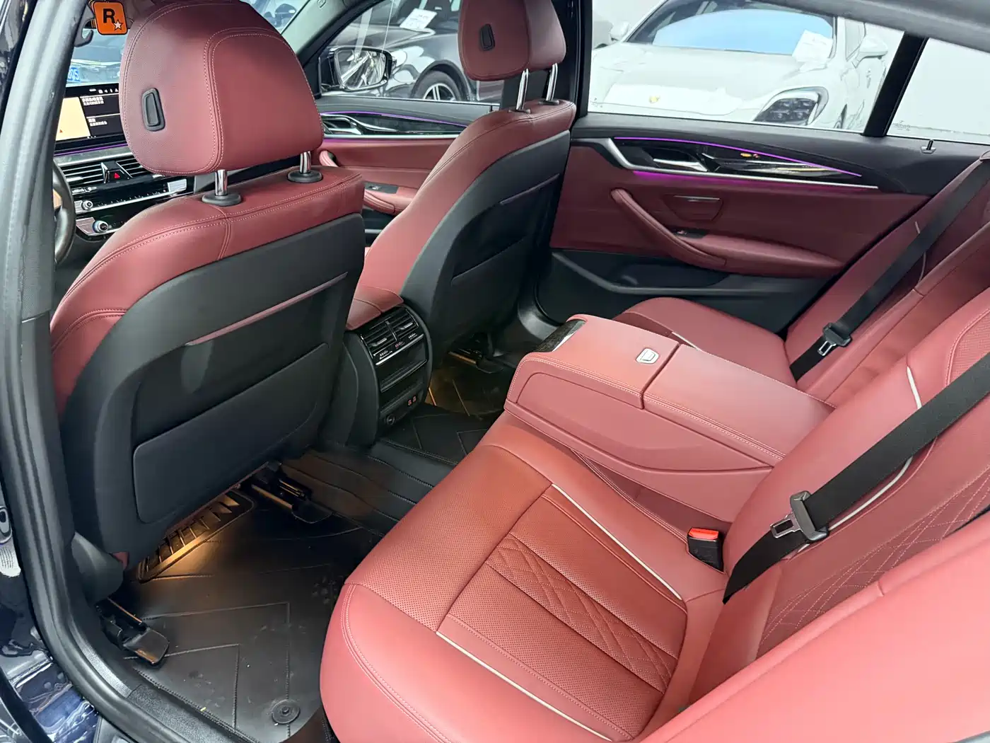 BMW 5 Series 2021 525Li M Sport Package фото 10