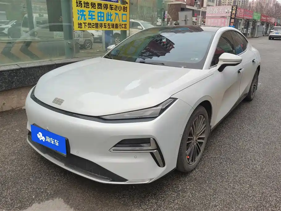 GEELY GALAXY GALAXY SPARKLE 8