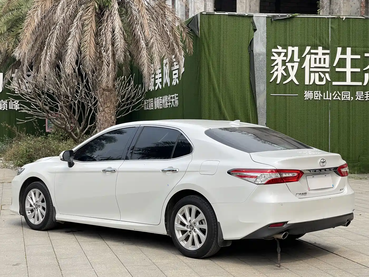 Toyota Camry 2021 2.0G Luxury Edition фото 6