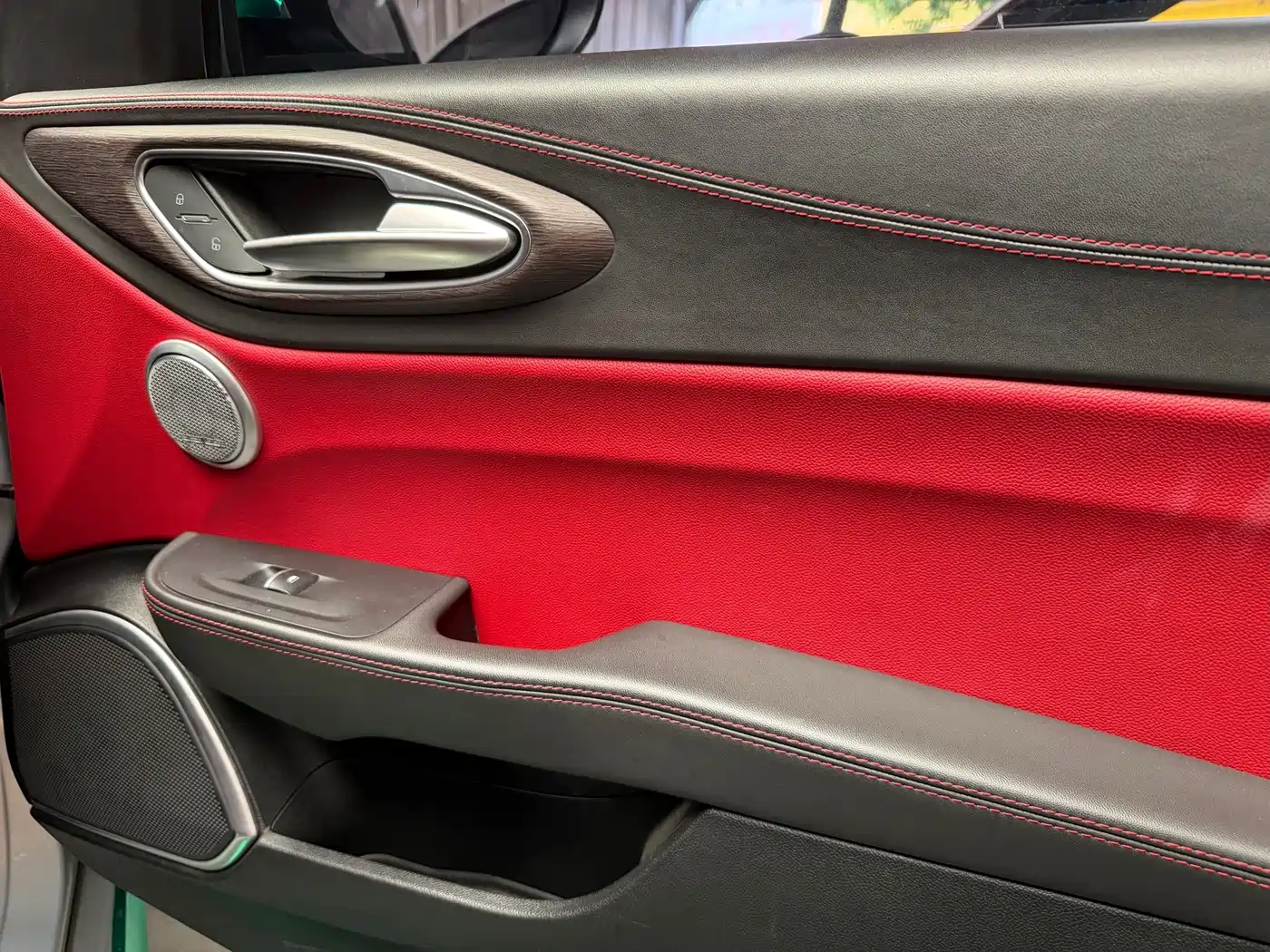 Alfa Romeo Giulia 2020 2020 2.0T 280HP Luxury Edition