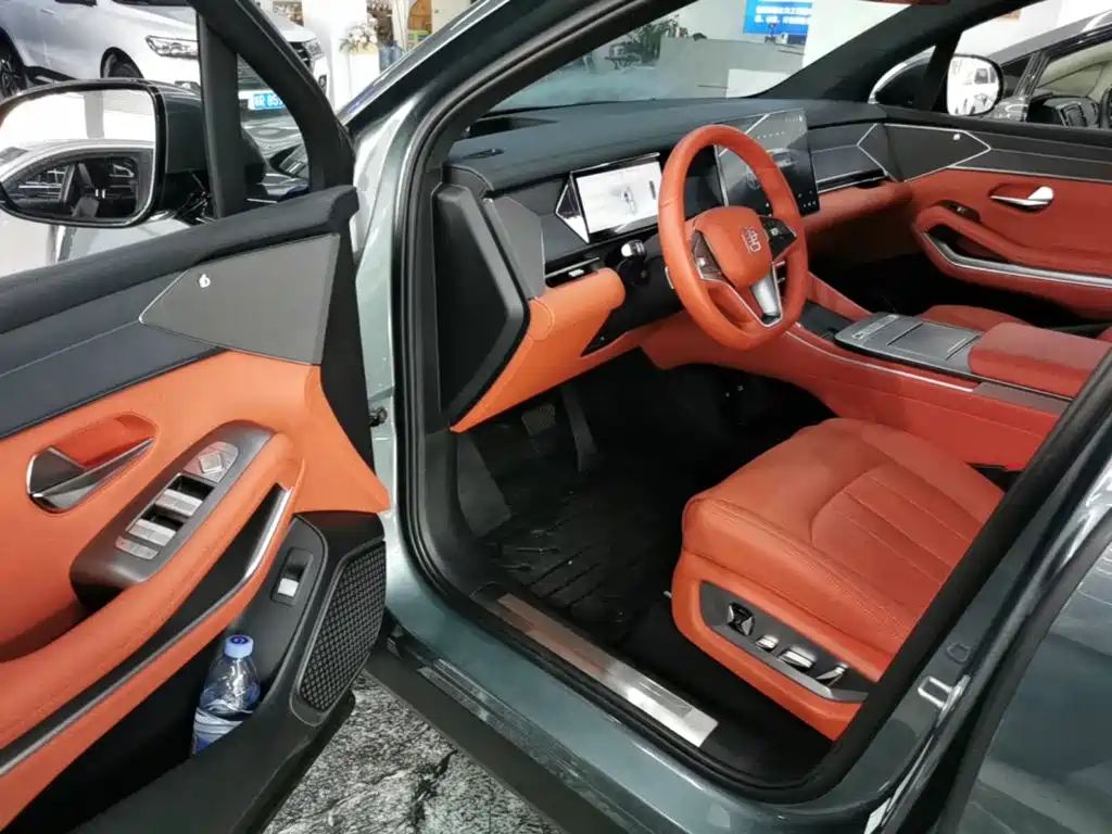 BYD Tang L 2025 2025 DM 175KM Drone Player Edition