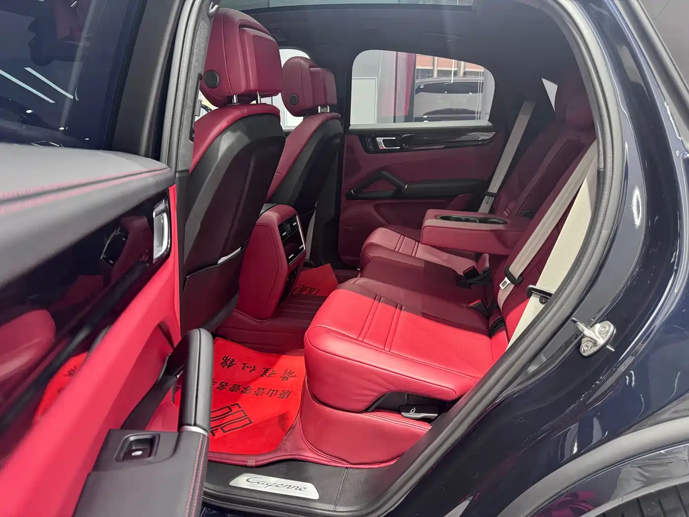 Porsche Cayenne 2023 Cayenne 3.0T Platinum Edition фото 19