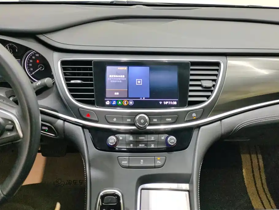 Buick LaCrosse 2022 652T Luxury фото 13