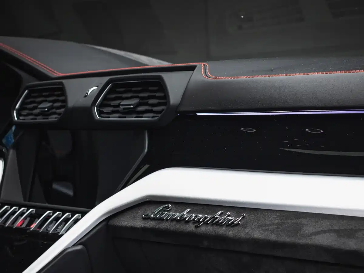 Lamborghini Urus 2019 2018 4.0T V8