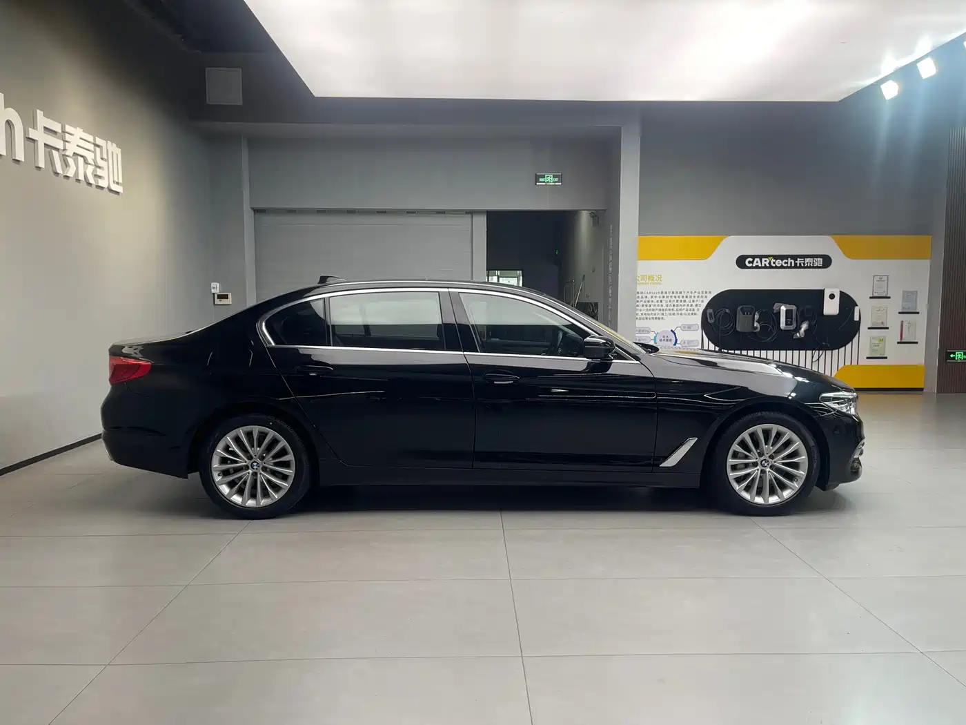 BMW 5 Series 2020 530Li Leading Luxury Package фото 7
