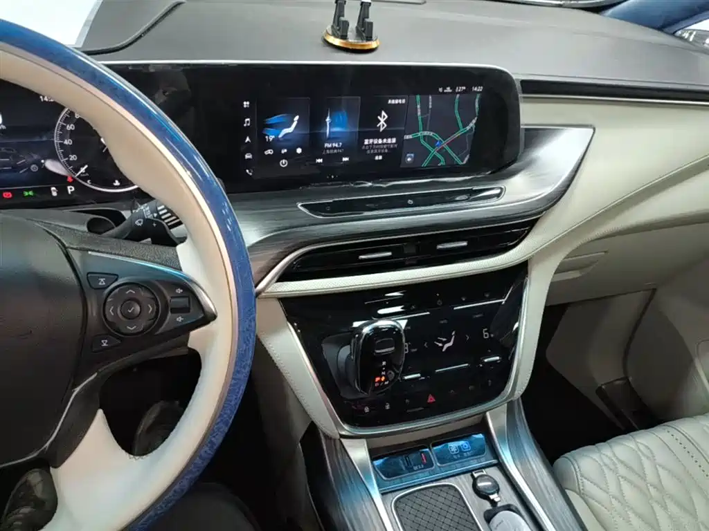 Buick GL8 2021 ES Landlord 653T Comfort фото 13