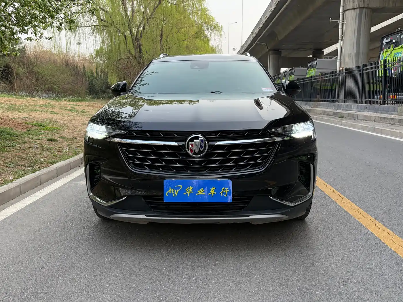 Buick Envision Plus 2022 Enclave Plus 652T 5-Seater Luxury фото 2