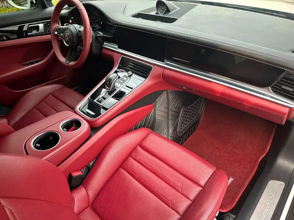 PORSCHE PANAMERA NEW ENERGY