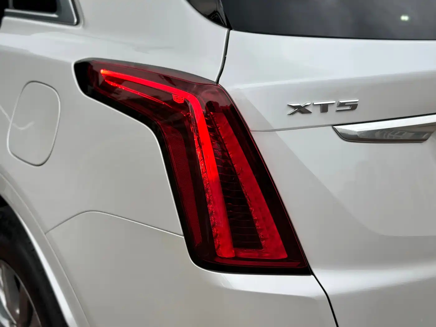 Cadillac XT5 2021 2.0T 2WD Luxury Edition фото 11