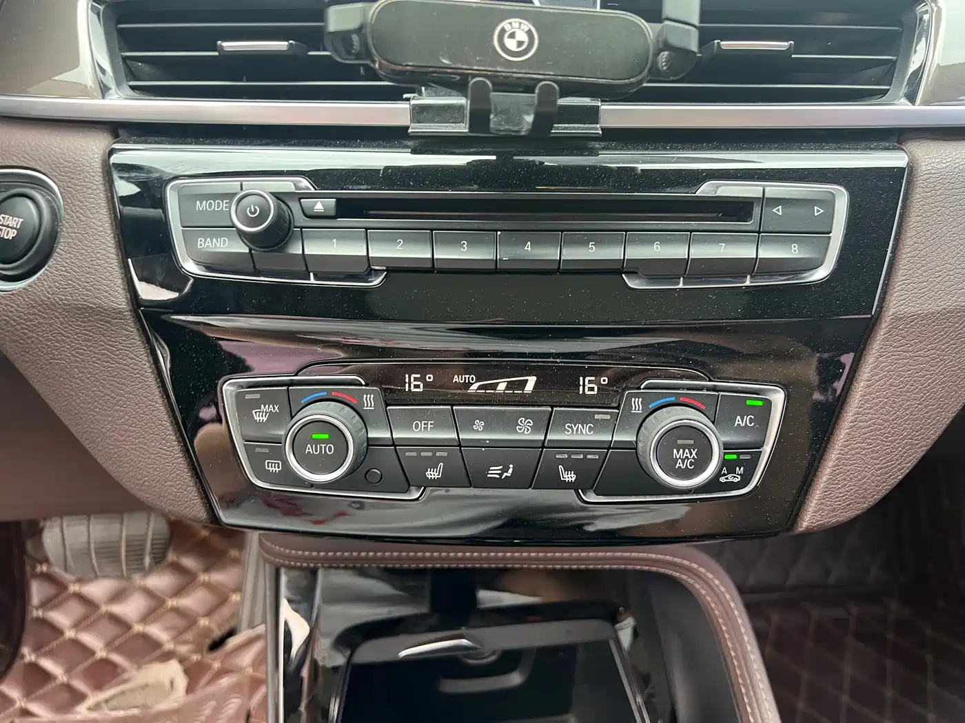 BMW X1 New Energy 2018 xDrive25Le Luxury Model фото 13