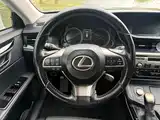 Фото 8 - Lexus ES