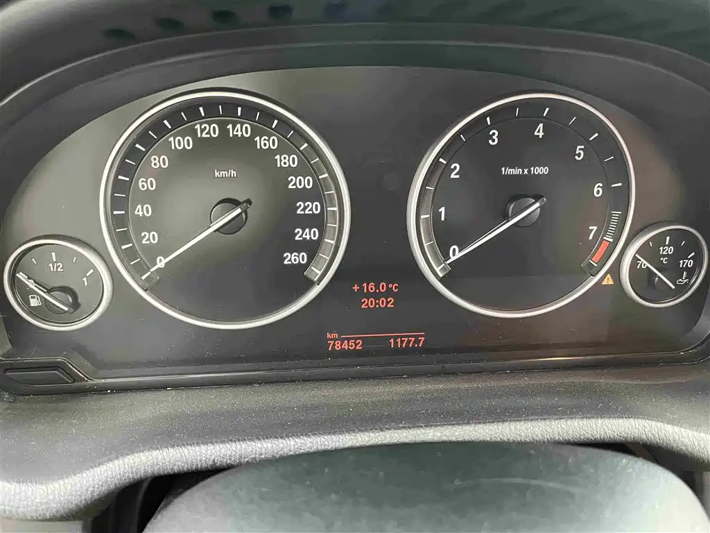 BMW X3 (Import) 2013 xDrive20i Luxury фото 3