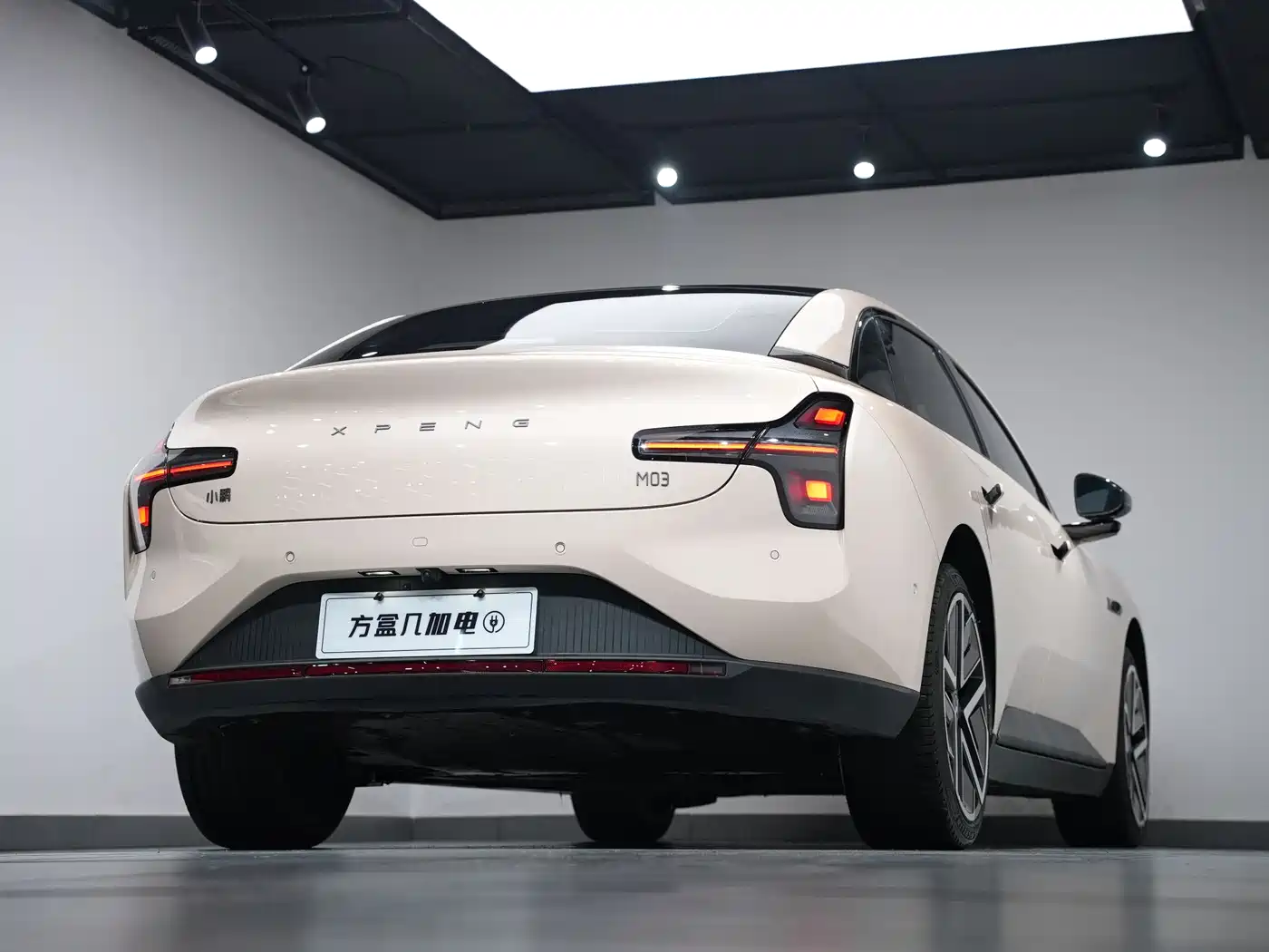 XIAOPENG MONA M03