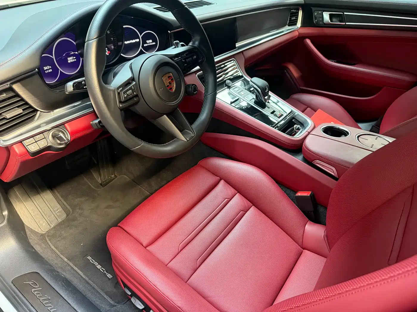 Фото 5 - Porsche Panamera